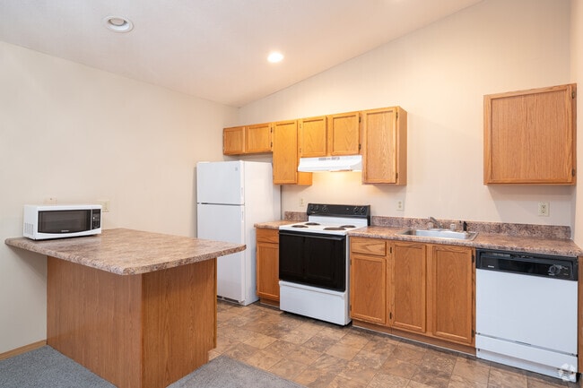 1BR, 1BA - 550SF - Kitchen