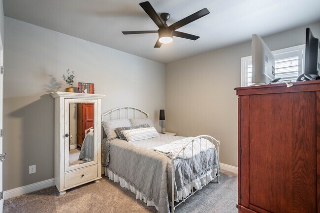 Photo - 11 Los Campos Dr