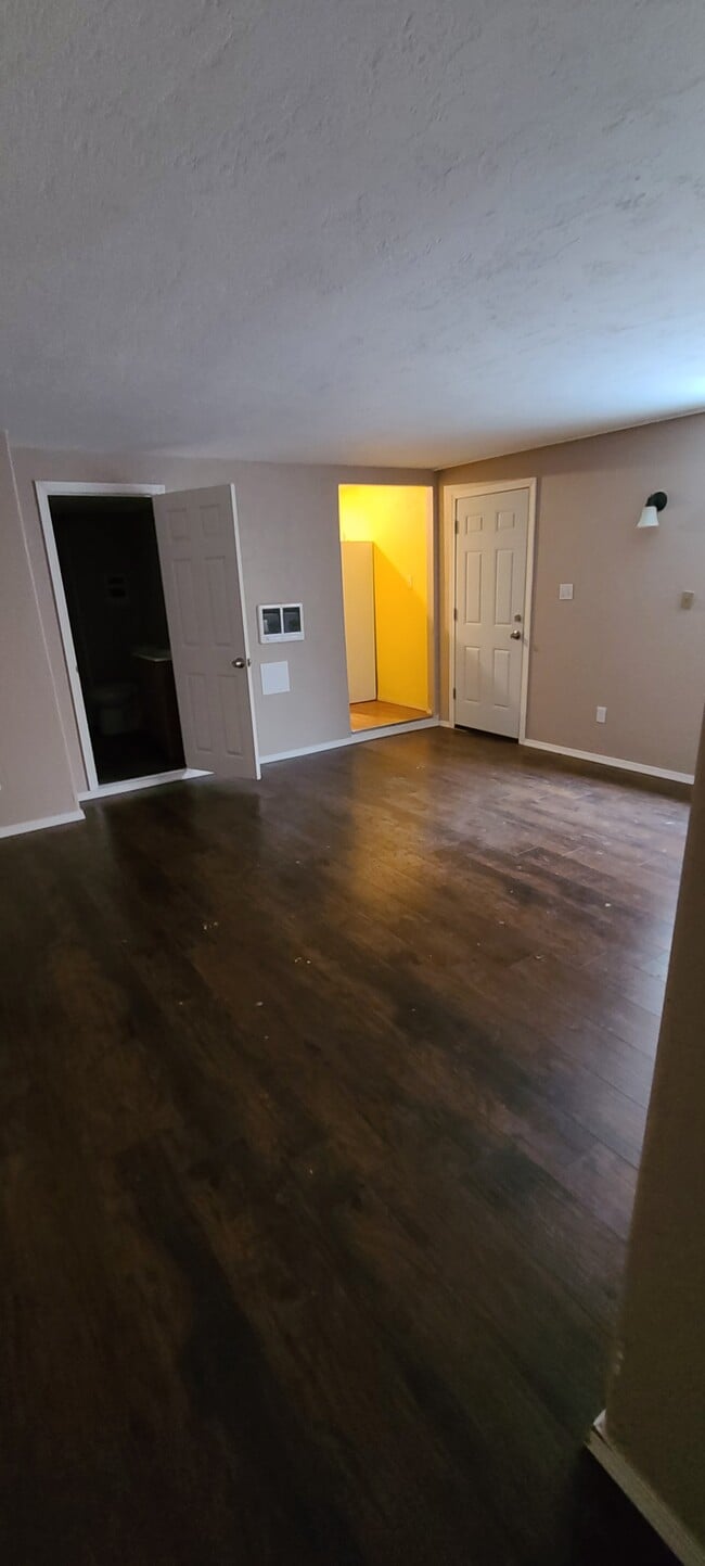 Photo - 1023 7th Ave N Apartments Unit B