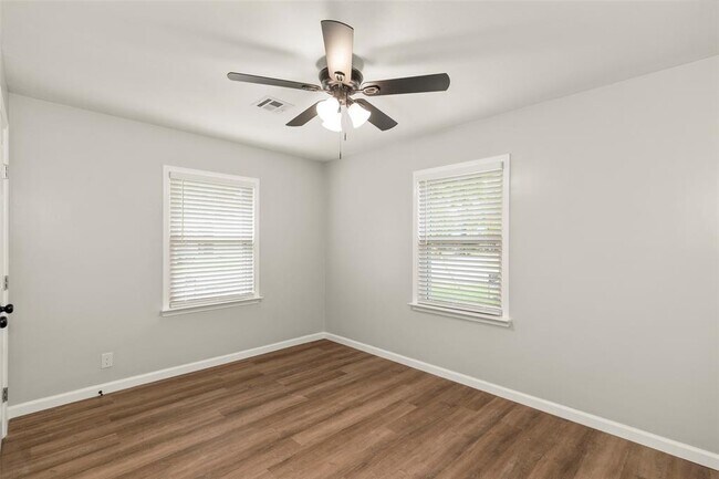 Photo - 1602 Walton St