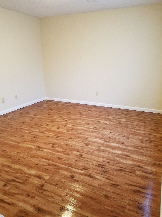 Photo - Dexter Grant Townhouses Unit 04