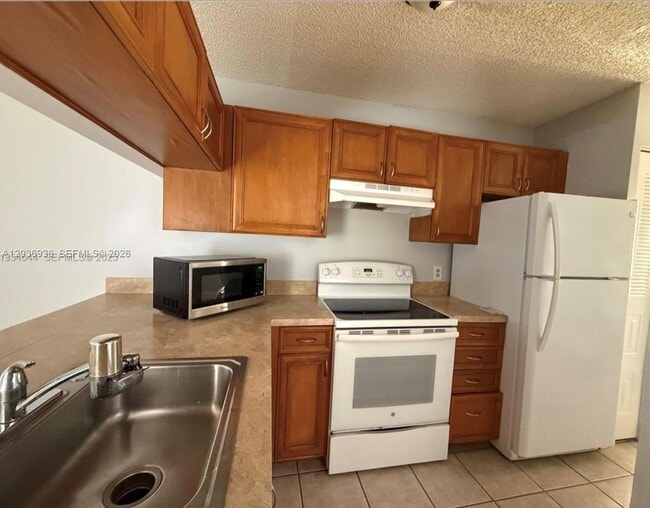 Photo - 937 Coral Club Dr Unit 937