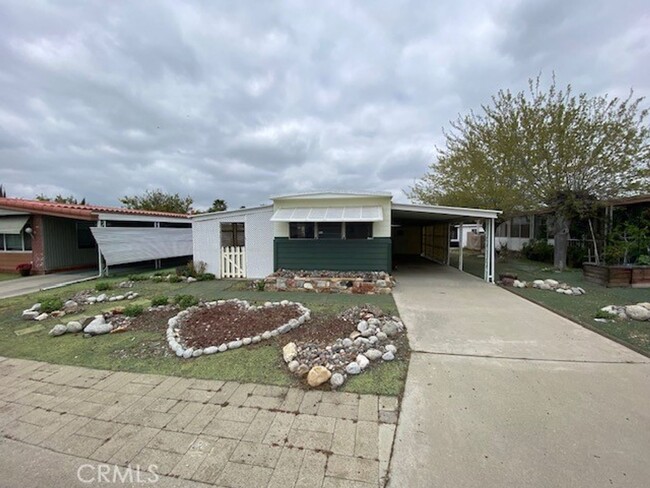 Building Photo - FOR RENT 55+COMMUNITY