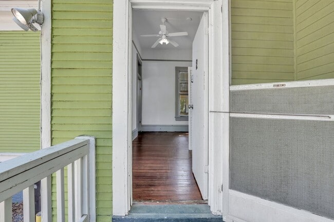 Photo - 21 W 36th St Unit 2