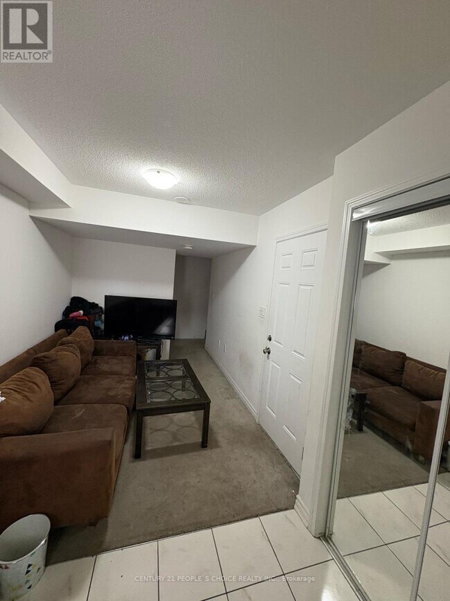 Photo - 281 Murlock Heights