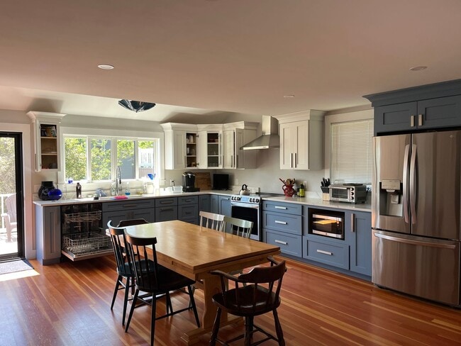 42-44 Beach Street - 42-44 Beach Street Apartment Unit 1