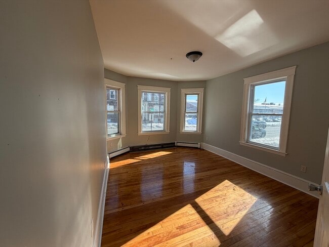 Photo - 1038 Main St Unidad 1L