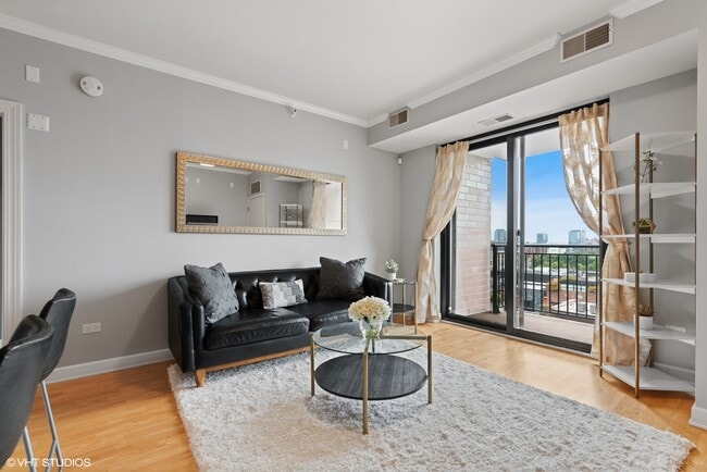 Photo - 451 W Huron St Unit 905
