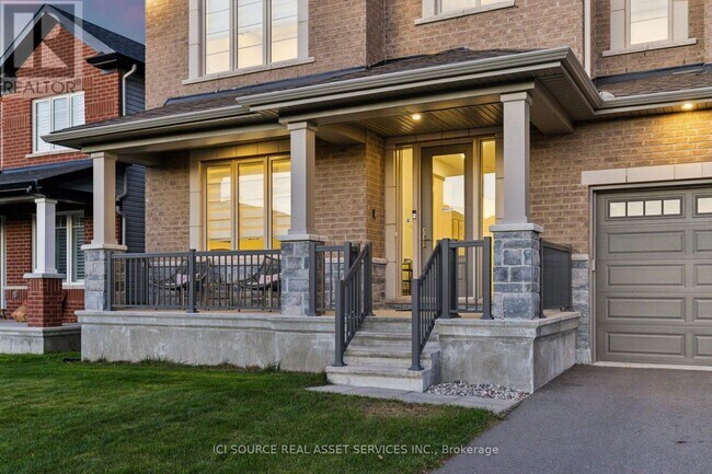 Photo - 733 Coast Cir