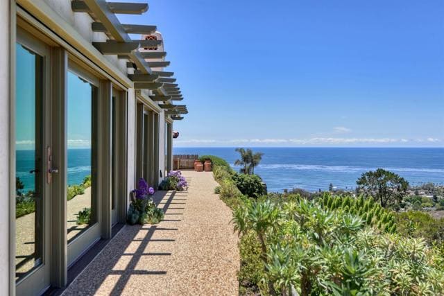 Building Photo - 6018 Avenida Chamnez Rental