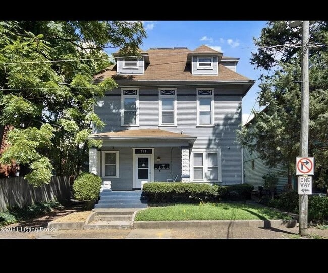 Building Photo - 213 Woodbine St Unit #4