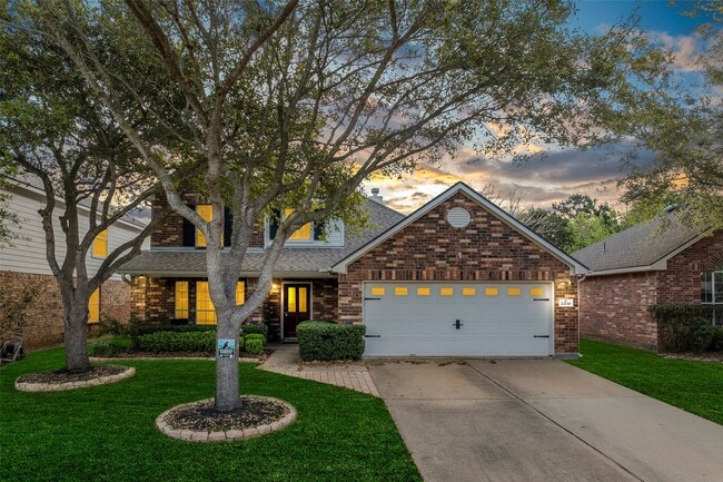 Photo - 22110 Field Green Dr