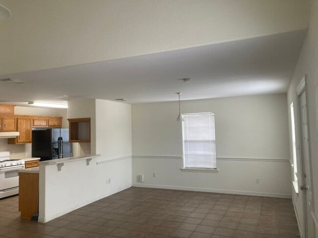 Photo - 628 Caperton St