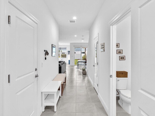 Photo - 556 Sanderling Cir