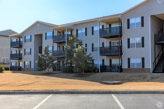 Building Photo - Wellington Manor Apartments