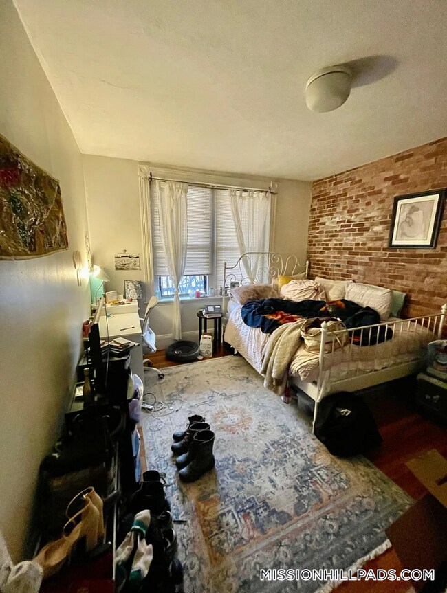 Photo - 880 Huntington Ave Unit 2