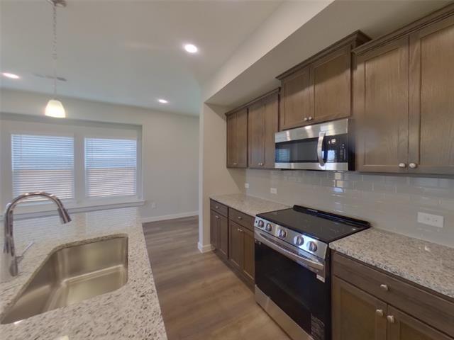 Photo - 2537 Finch Holw Dr