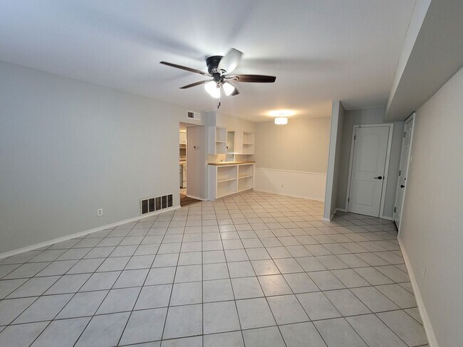 Photo - Excellent location! First Floor Condo in NEISD ready for move in Now