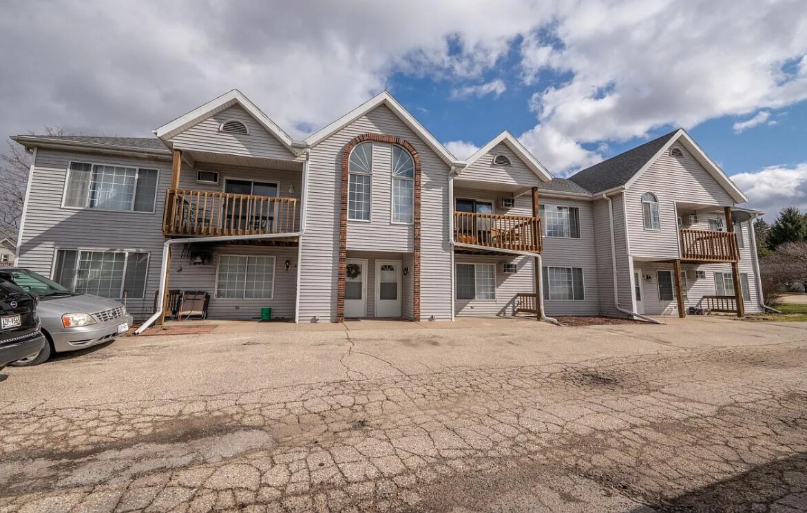 Photo - 526 Root Ave Condo Unit 1