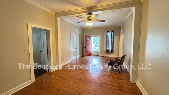 312 Lynn Ave