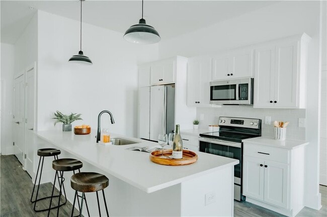 Photo - 117 Mayson Ave NE Unit C