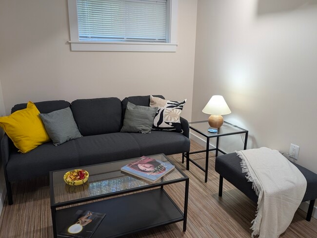 Living room - 14519 Dowling Dr Unit 1