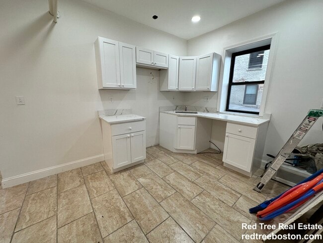 Photo - 27 Egremont Rd Unit A