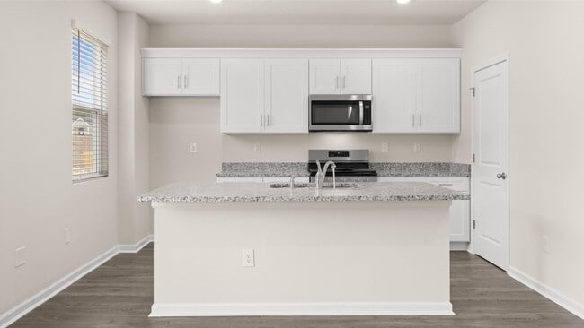 Photo - 4 Bedroom 2.5 Bath in Grovetown