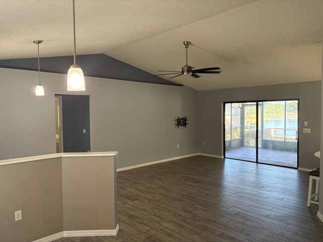 Photo - 2235 W Springlake Dr