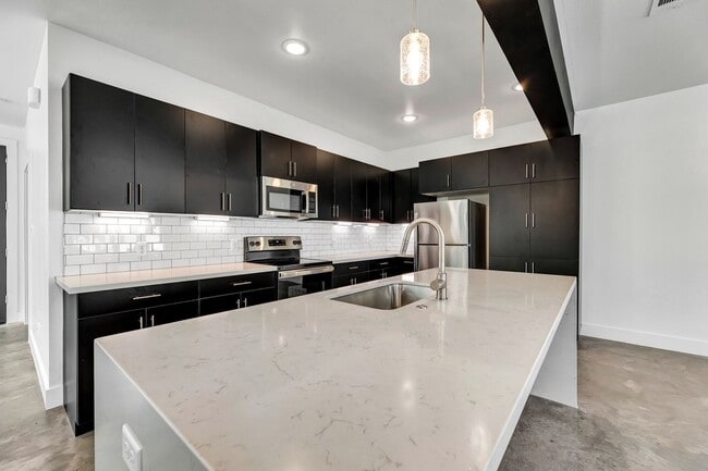 Photo - 213 Lynn Dr Unit 213 Lynn Drive #202