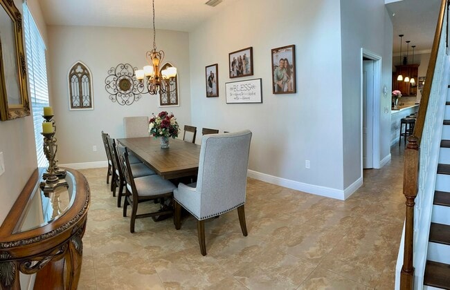 Photo - 5124 Whispering Leaf Trail