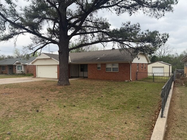 Photo - 1809 N Pennsylvania Ave