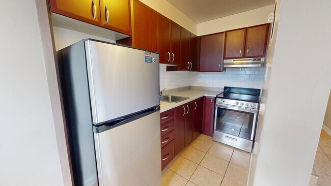 Photo - Arbor Village - 1073 Hollington