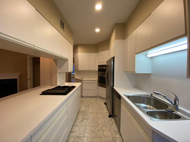 Photo - 105 Longwood Ave