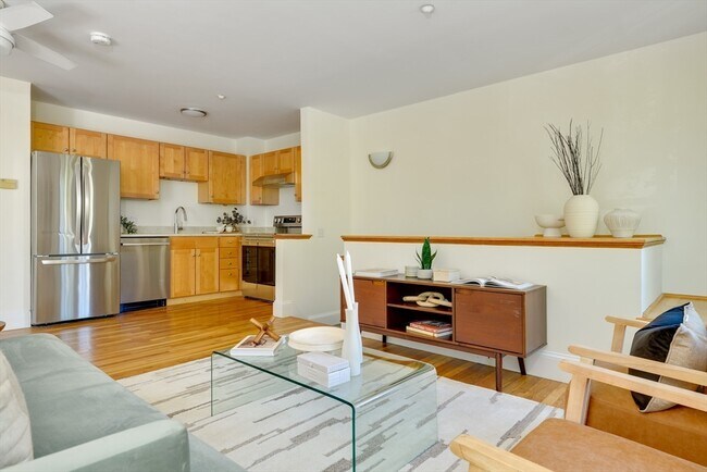 Photo - 411 Norfolk St Unit 2-A