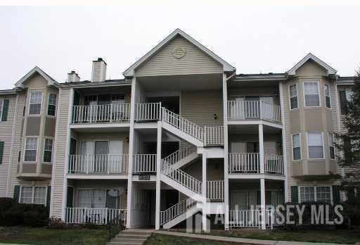 Photo - 77 Clay St Condo