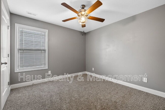 Building Photo - 191 Sambar Dr Rental