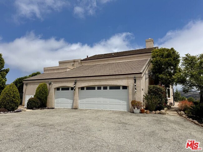 10827 Pacific View Dr