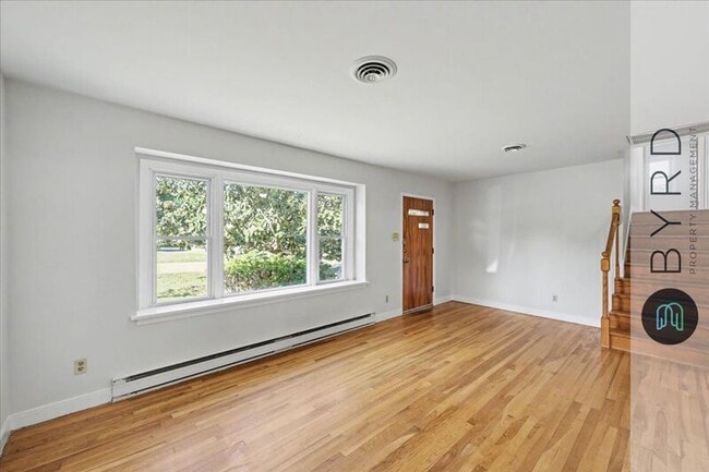 Photo - 8501 Woodward Dr