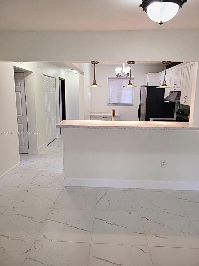 Photo - 7480 NW 17th St Unidad 210