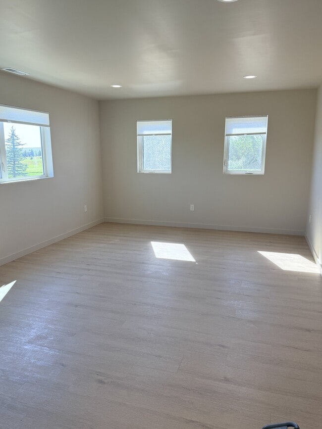 Photo - 1414 Silver Cir Unit 3