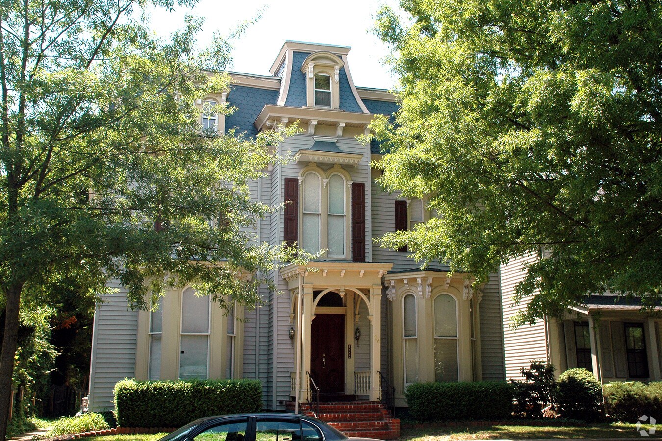 Photo - 26 S State St Apartments