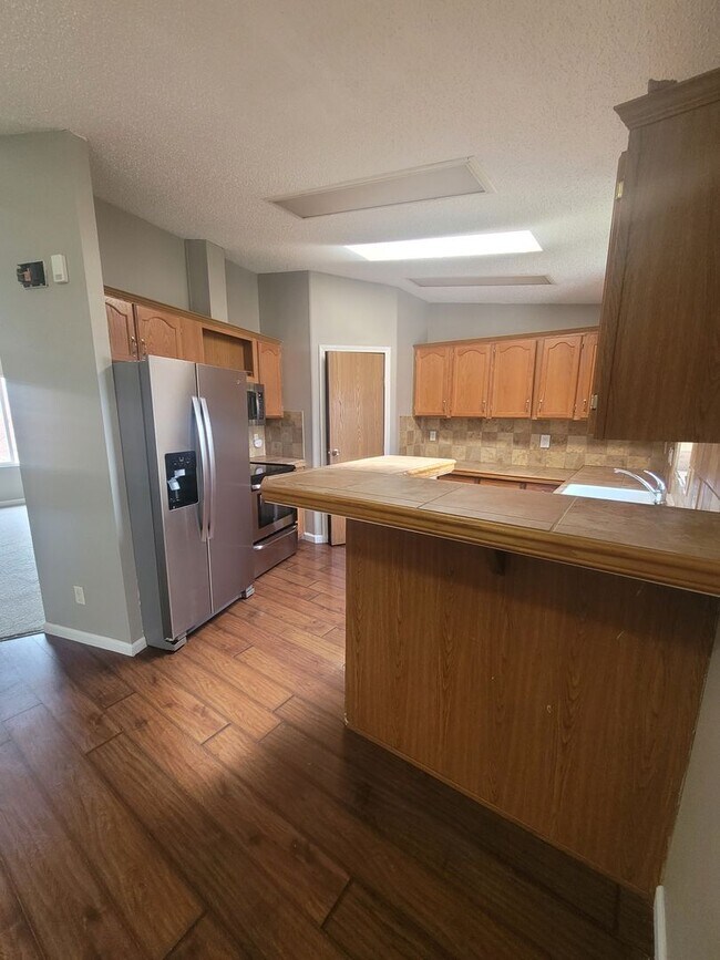 Photo - Fabulous 5 Bedroom Home!!