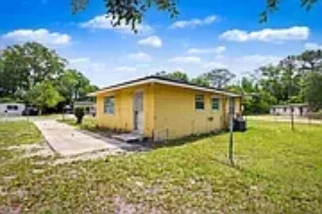 9504 Waynesboro Ave