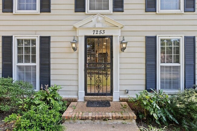 Photo - 7253 Stamford Dr