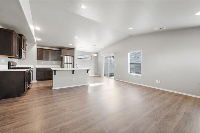 Photo - 2038 E Tugela Fls St