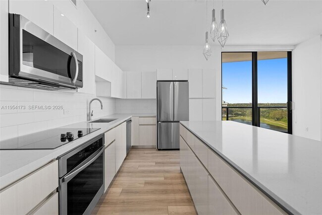 Photo - 101 Diplomat Pkwy Unit 1001