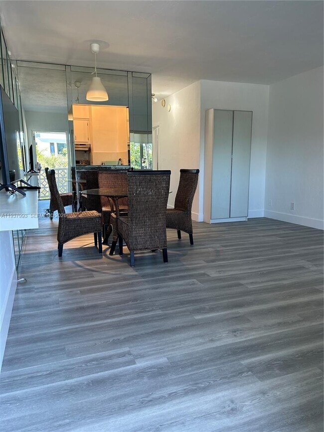 Photo - 600 Layne Blvd Unit 220