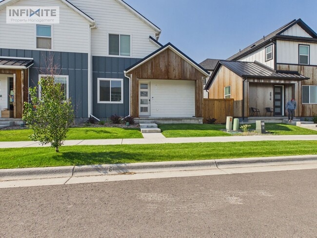 Building Photo - 4814 Briarwood Ln