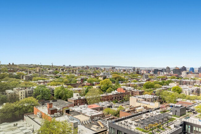 Photo - 550 Vanderbilt Ave